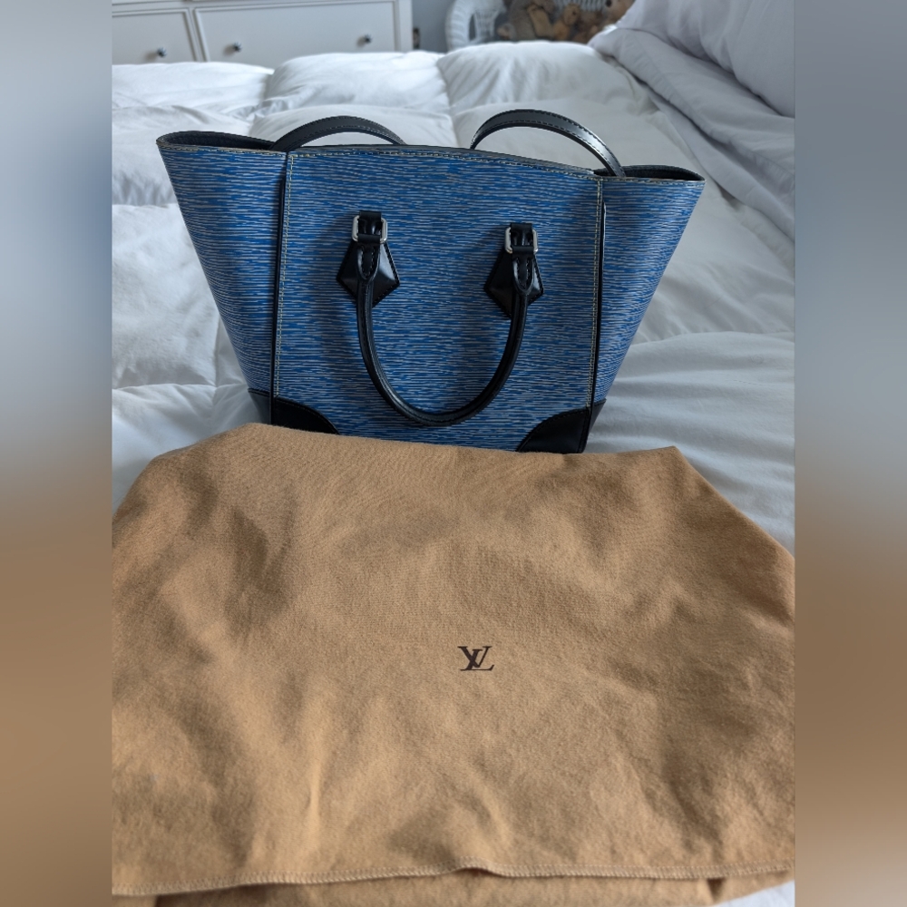 Louis Vuitton Denim Epi Leather Phenix PM Shoulder Bag - Picture 2 of 16